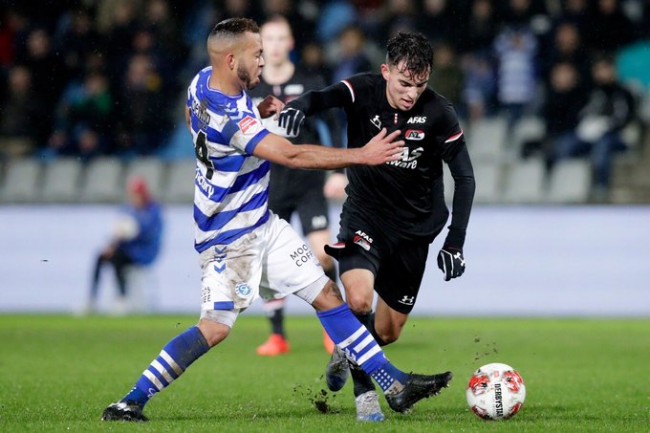 近50万名 近50万名