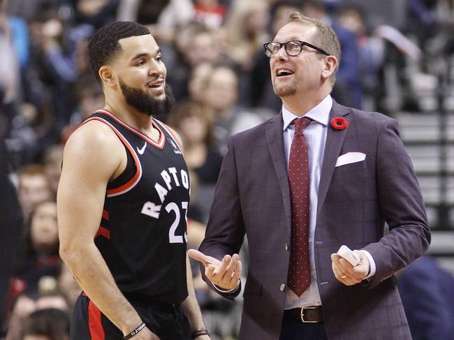 在让球迷对 在让球迷对